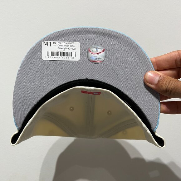 New York Mets MLB NE Spring Cream Light Blue Fitted Hat - New - Picture 3 of 4